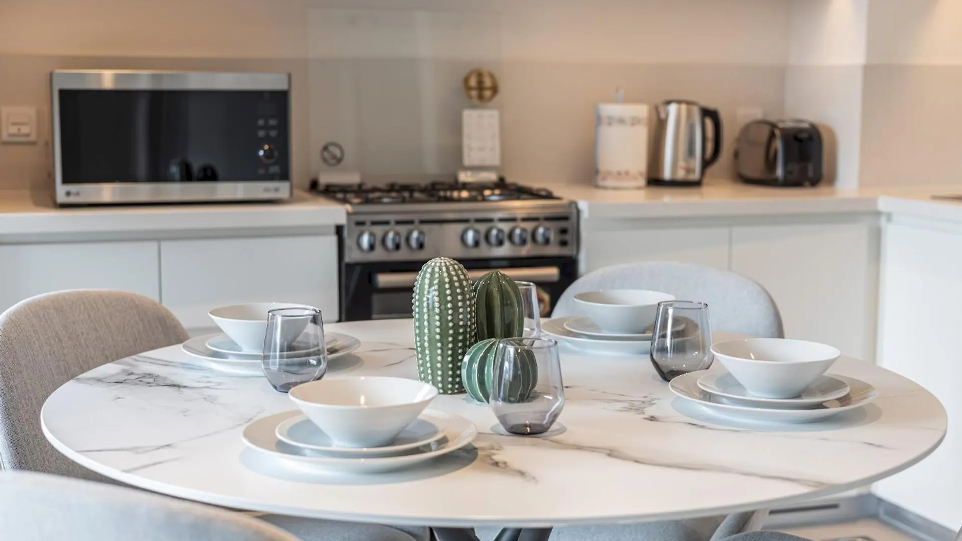Elite Lux Holiday Homes - Upscale & Stylish 2Br In Dubai Hills